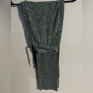 Hello Mello super cozy lounge pants with pockets, size Large